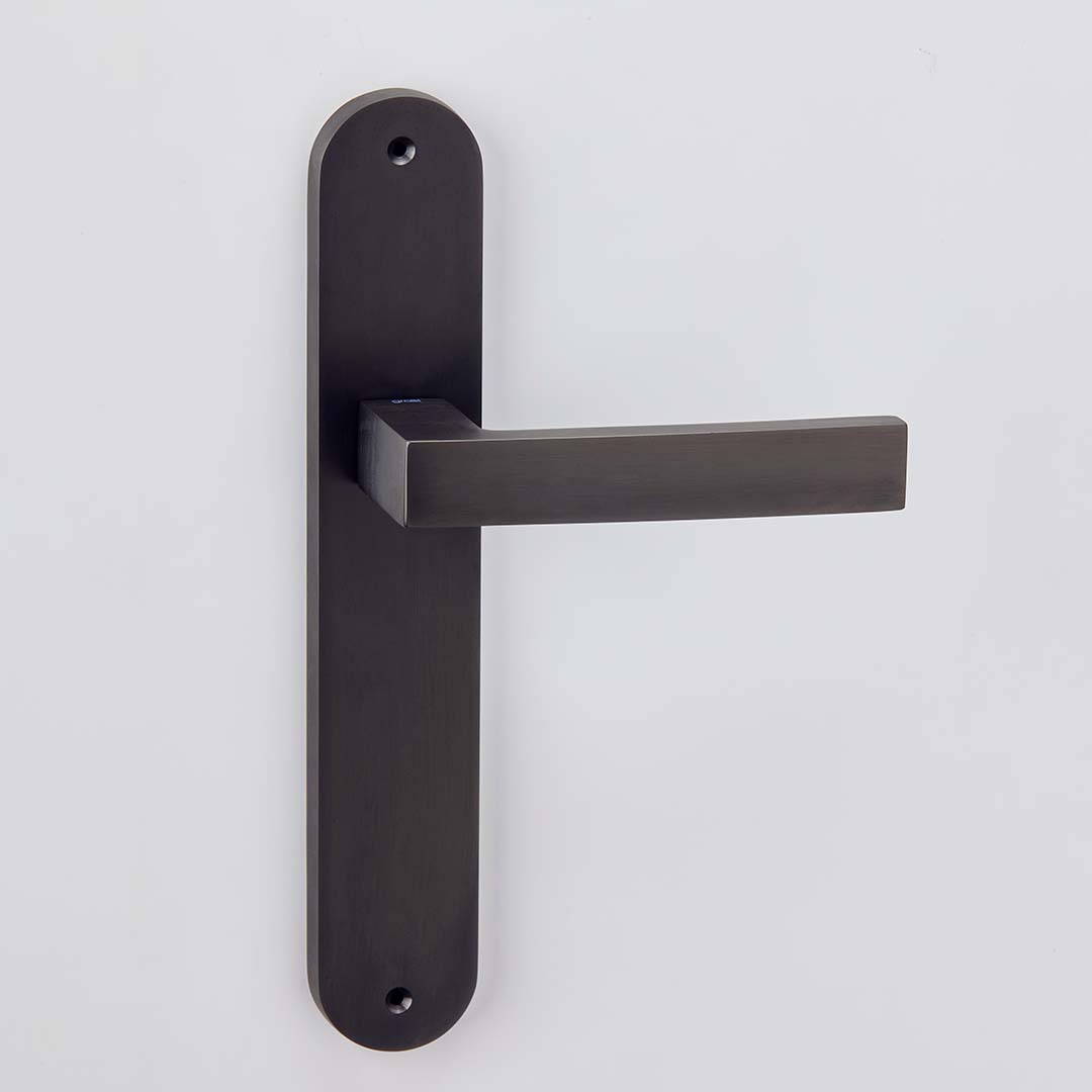 Contemporary Handles with Plate - Gröel Handles