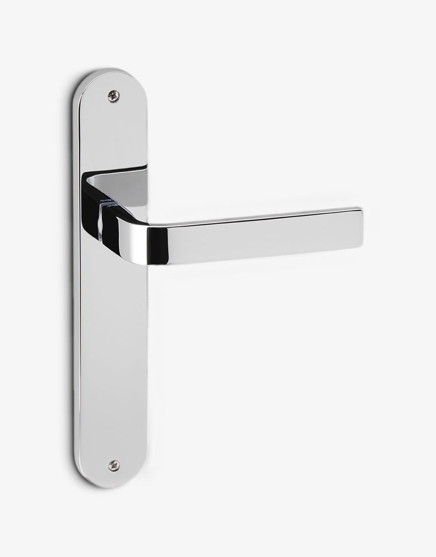 Slim door handle set on an oval backplate