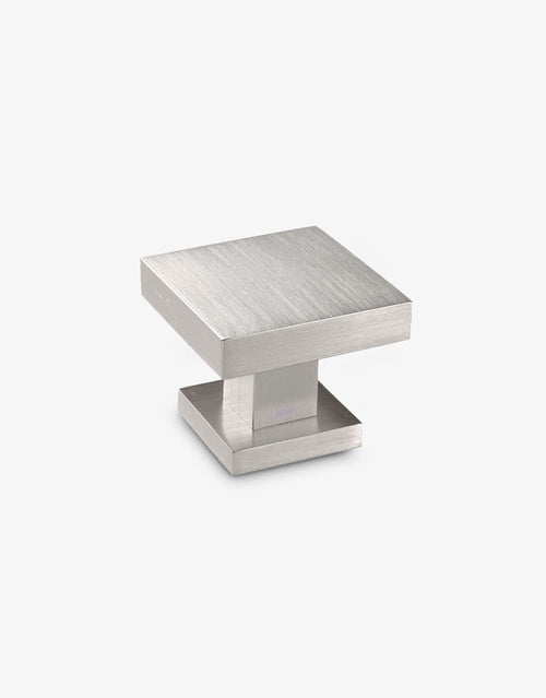Cuadro centre door knob